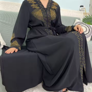 عباية نسائية